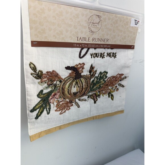 Harvest table runner Fall/Thanksgiving Features pumpkins 13 in. x 72 in - Picture 6 of 8